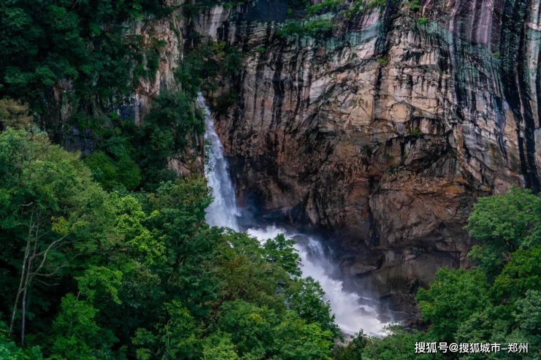 原车机有自带行车记录仪，只是需要购买，但是购买以后为什么不能用呢？游戏画面